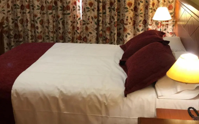 Hotel Camino Real