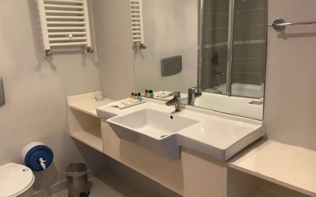 Vira Otel