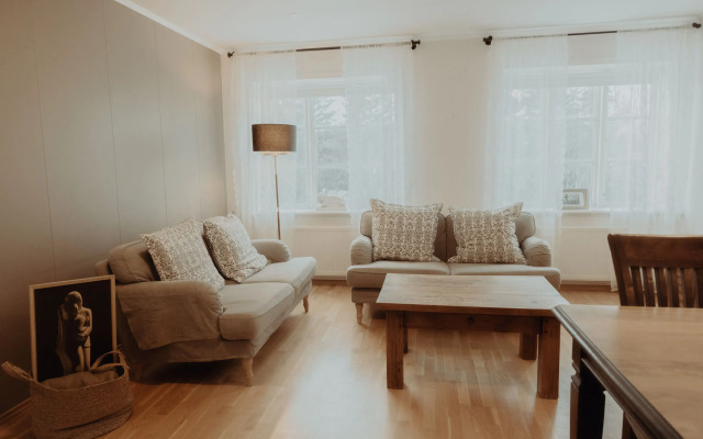 Gamli Skolinn Husavik