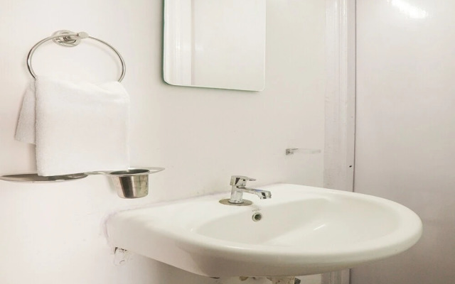 Soberdreams Service Apartment by OYO Rooms