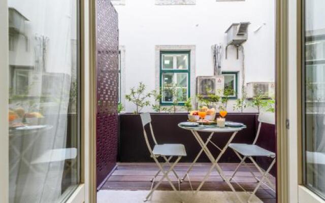 Modernity and Comfort at Lisbon Downtown