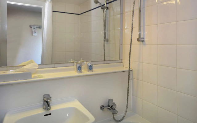 Kyriad Hotel Orléans Sud - Olivet La Source