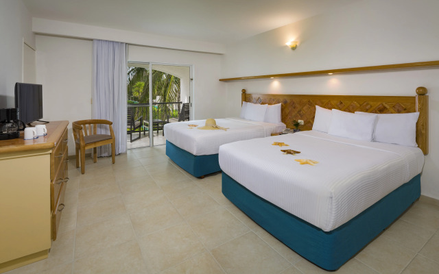 Beachscape Kin ha Villas & Suites