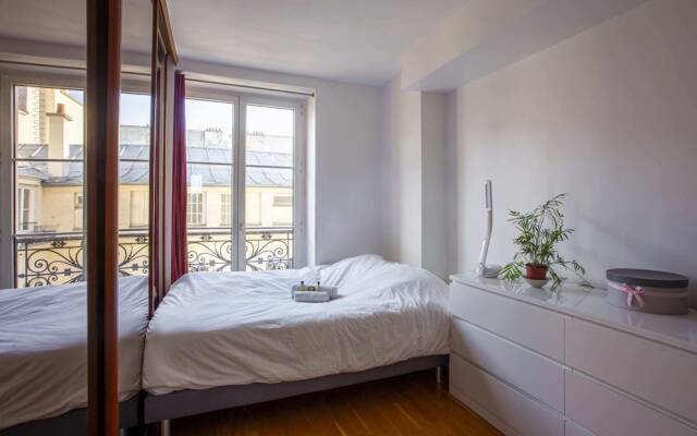 Super Cozy Home For Up To 4 Guests In Les Halles