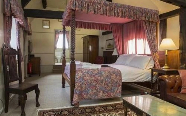The Golden Pheasant Hotel