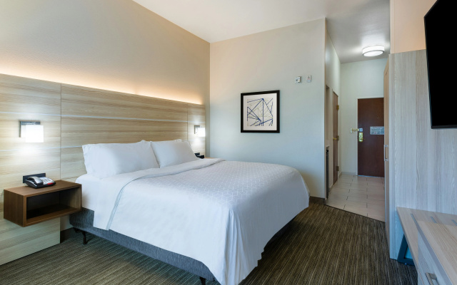 Holiday Inn Express Hotel & Suites Lewisburg by IHG