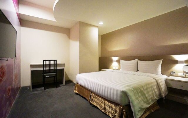 Win Inn Chiayi Hotel