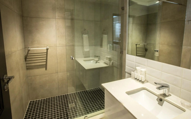 Max Executive Apartments