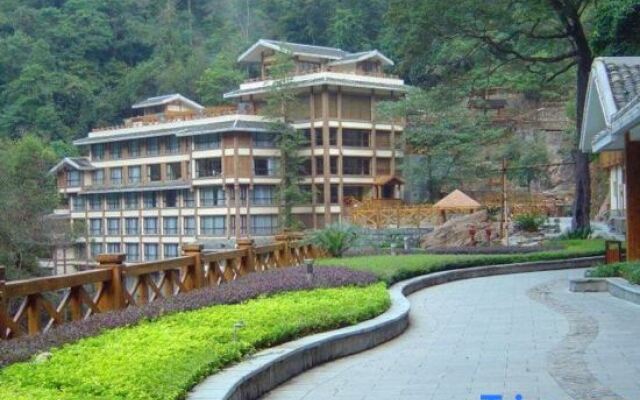 Longsheng DTW Hotspring Resorts