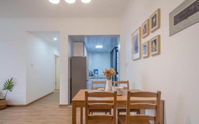 Chengdu Chenghua·Giant Panda Breeding Base Locals Apartment 00149350