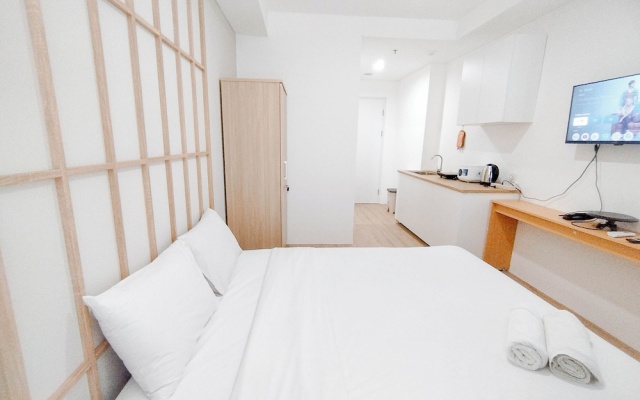 Japanese Style Studio At Kyo Society Apartment – Guest Rooms – Surabaya
