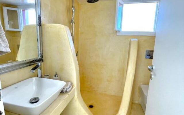 Serifos Stone Villas