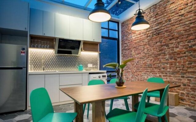 Tien Residence