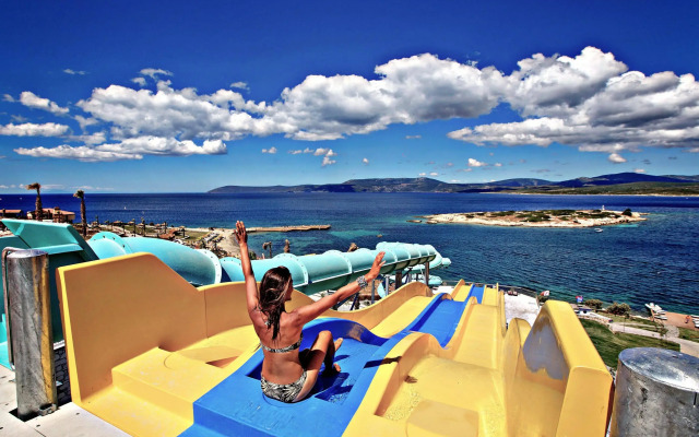 Royal Teos Thermal Resort Clinic & Spa - Halal Hotel