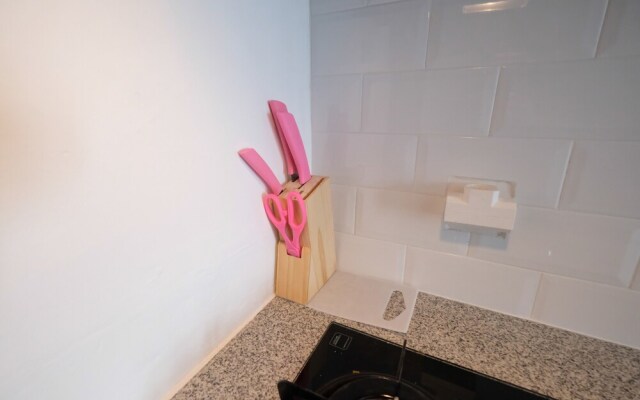 Simple Furnished Studio Casa De Parco Apartment