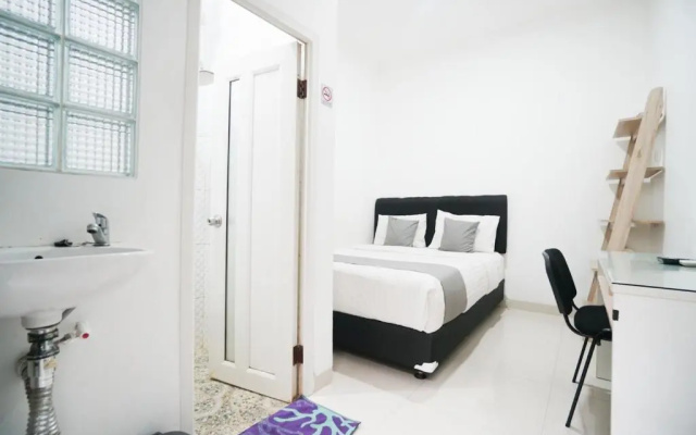 Guest House Syariah Griya Sawamah – Guest Rooms – Jakarta