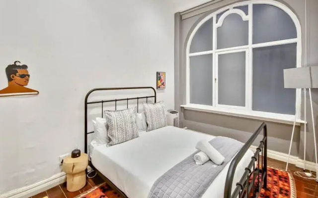 New York Style Apartment with the City Life!