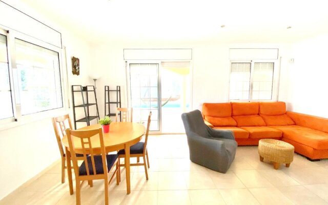Villa with 3 bedrooms in Vidreres with private pool furnished terrace and WiFi 7 km from the beach