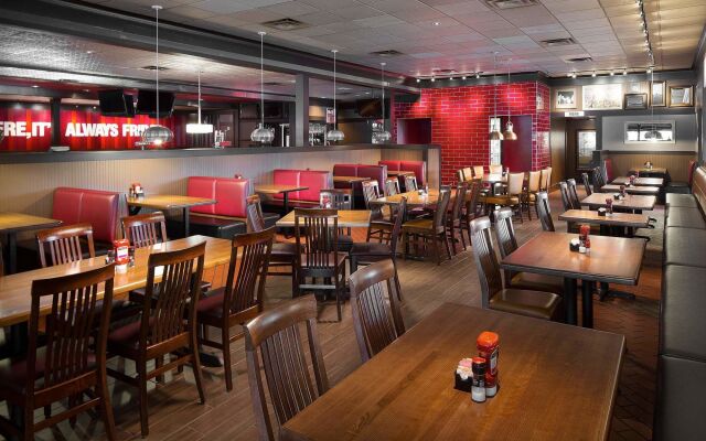 Courtyard by Marriott Chicago Midway Airport