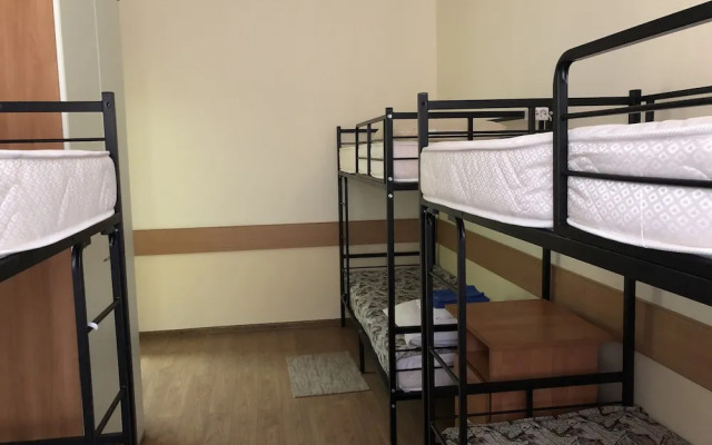 Domino - Hostel