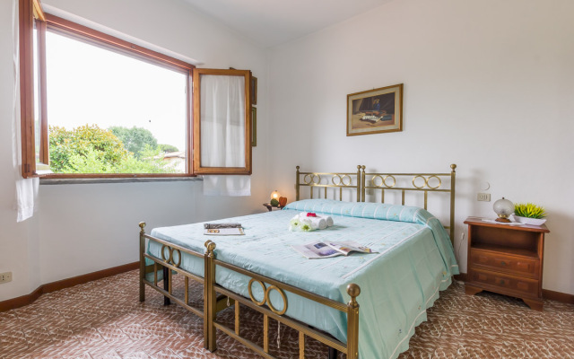 Casa Vittoria 800m from sea