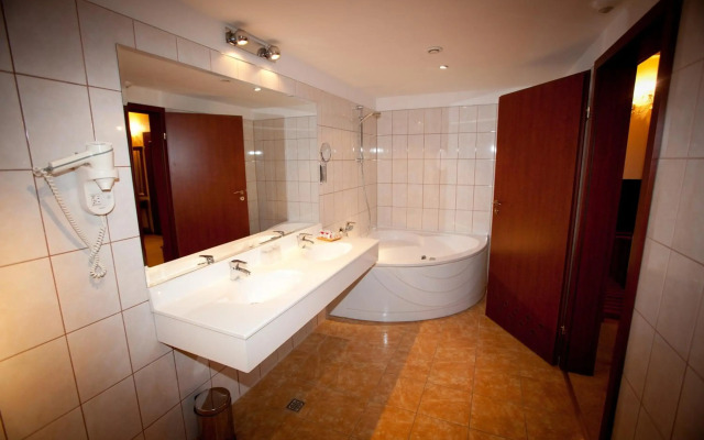 Hotel Maxim
