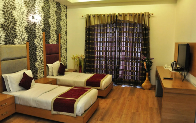 Hari's Court, Lajpat Nagar