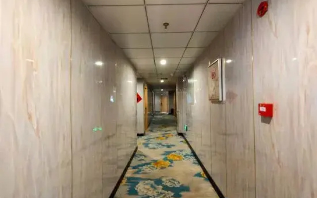 Changfeng guomenglou Hotel