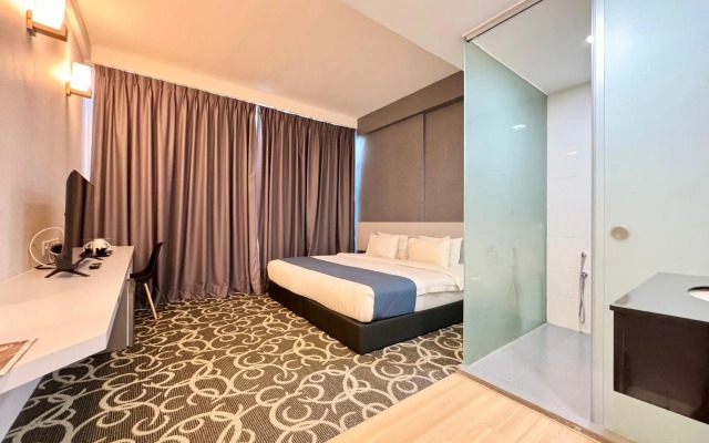 Kingston 13 @ Penang Hill