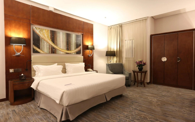 Al Hamra Palace By Warwick