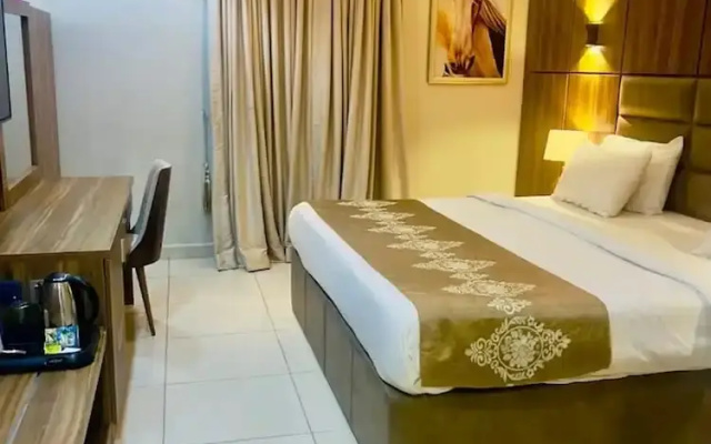 Pinnatech Suites Awka