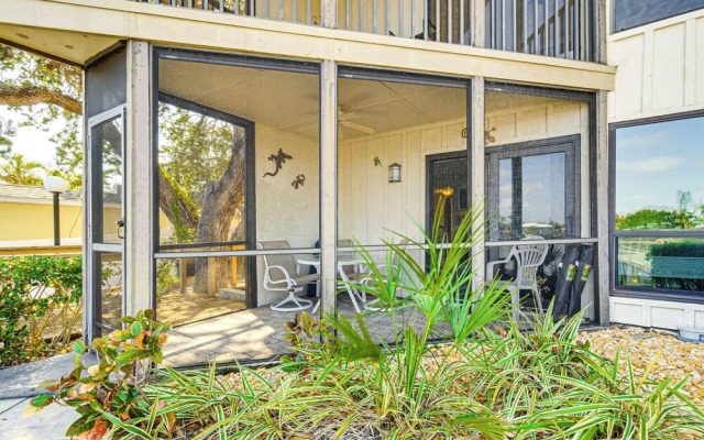 1 Mi to Siesta Beach: Bayfront Condo w/ Pool!