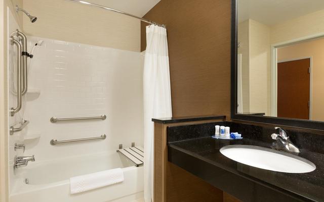 Fairfield Inn & Suites Bismarck South