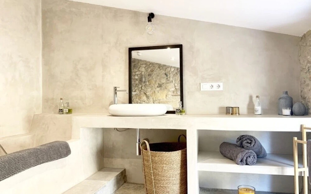 Cal Nou 9 - Gastro & Rural Rooms - Adults Only