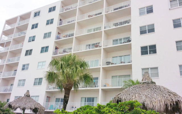 Seabreeze Condominiums