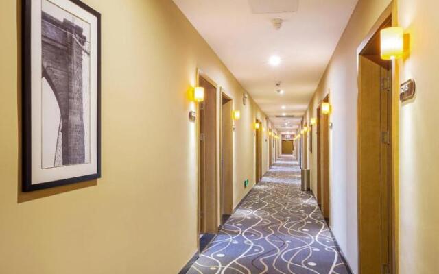 7 Days Premium·Hangzhou Jiubao Bus Station Wumei