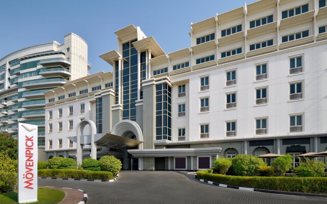 Апартаменты Mövenpick Hotel & Apartments Bur Dubai ОАЭ, Дубай - отзывы, цены и фото номеров - забронировать отель Mövenpick Hotel & Apartments Bur Dubai онлайн вид на фасад