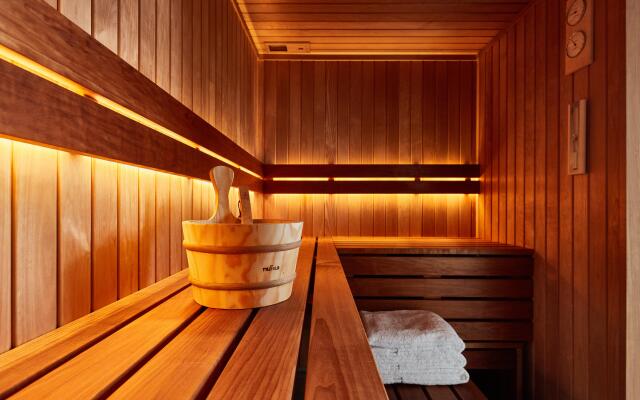 Crowne Plaza Warsaw - The HUB by IHG