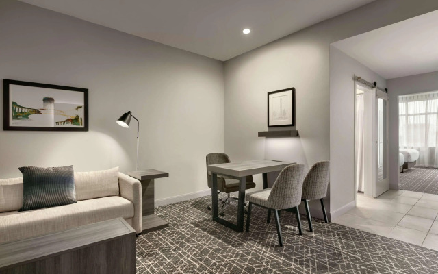 Embassy Suites by Hilton Atlanta Midtown