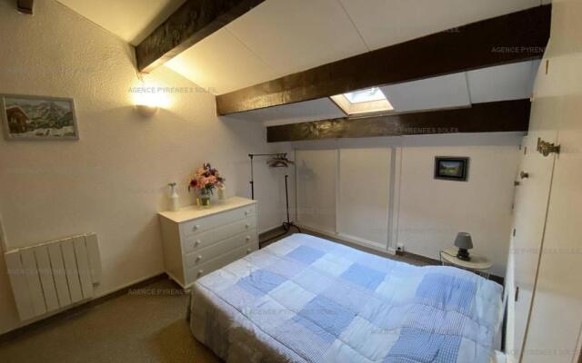 Appartement Les Angles, 1 pièce, 4 personnes - FR-1-295-151