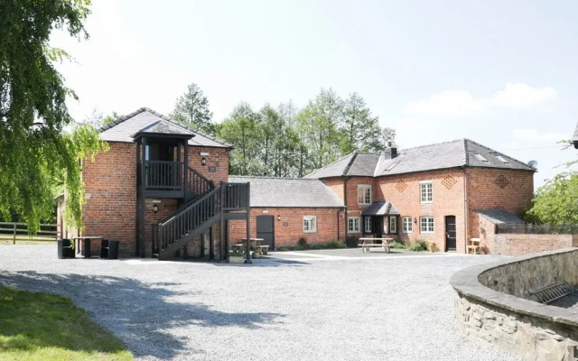 Woodside Cottage