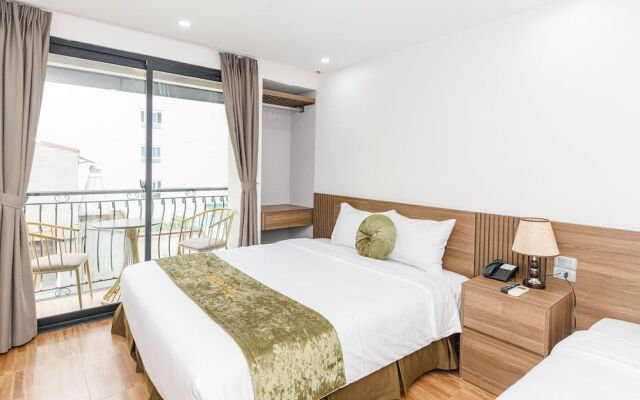 3T Hotel & Travel 2