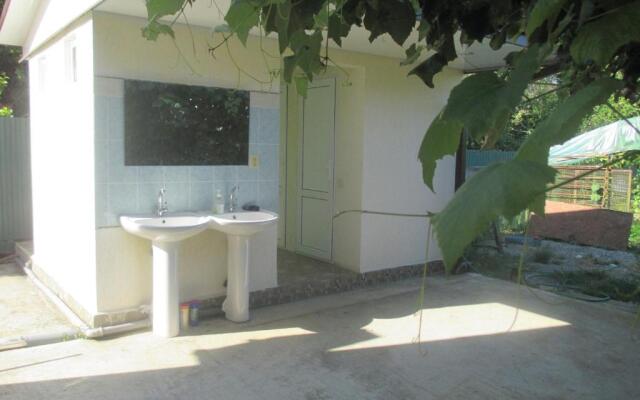 Guest House У ДЕДУШКИ САМВЕЛА