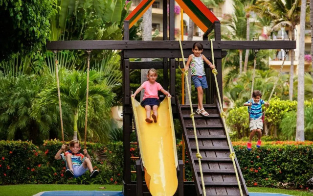 Family Luxury Suites by Velas Vallarta - All Inclusive