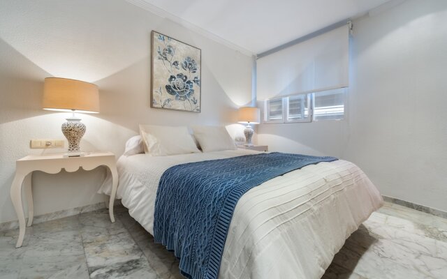 Modern 3 Bd Aptm Close to the Cathedral Isabel la Catolica I - Apartment in Granada - Photo 4