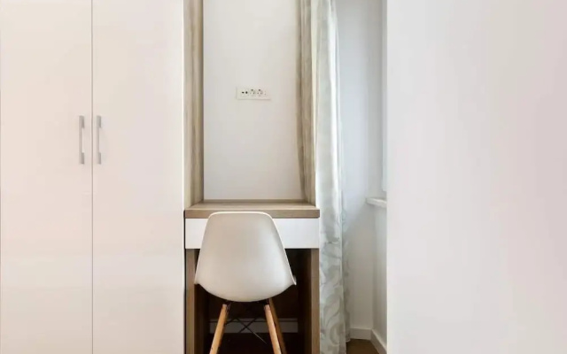 Dominus, Modernly Decorated Suite in City Center