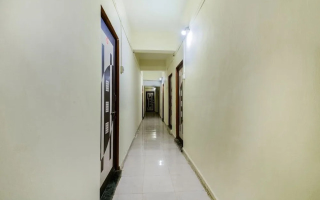 SPOT ON 41454 Shree Mahalaxmi Residency