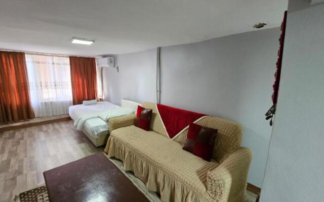 Taksim Suite II