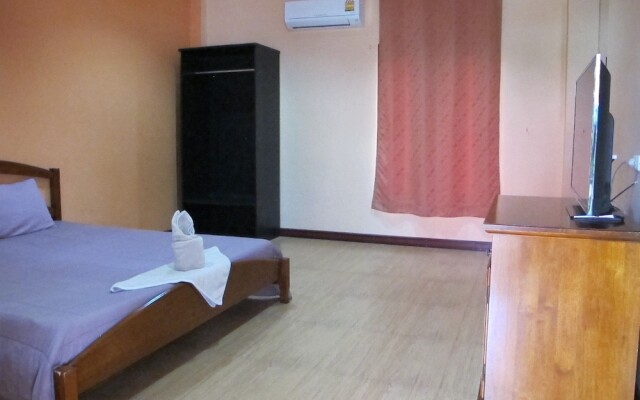 Buachompoo Resort Suratthani