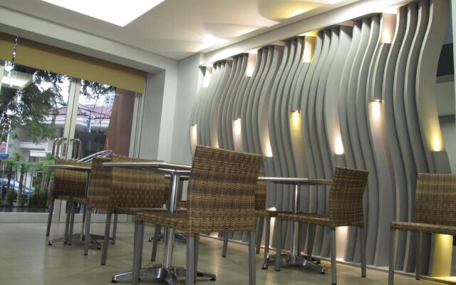 Sampit Residence Managed by FLAT06